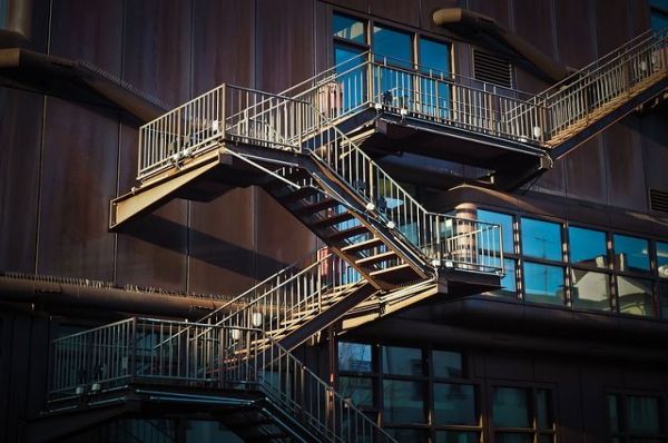 節能監測系統，大型建筑，智能化解決方案，能源使用管理